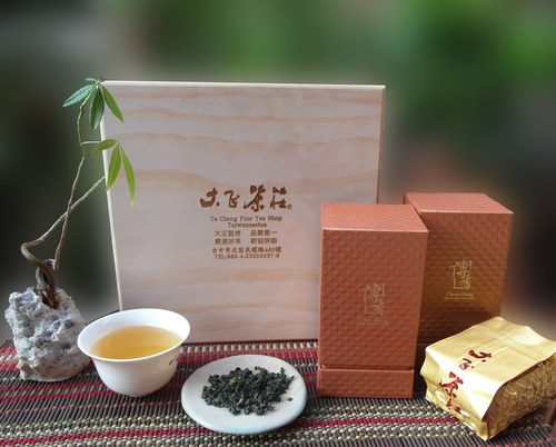 台灣-梨山頂級松雪茶