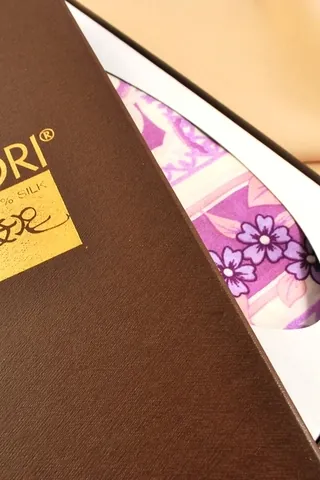 蠶絲絲巾禮盒